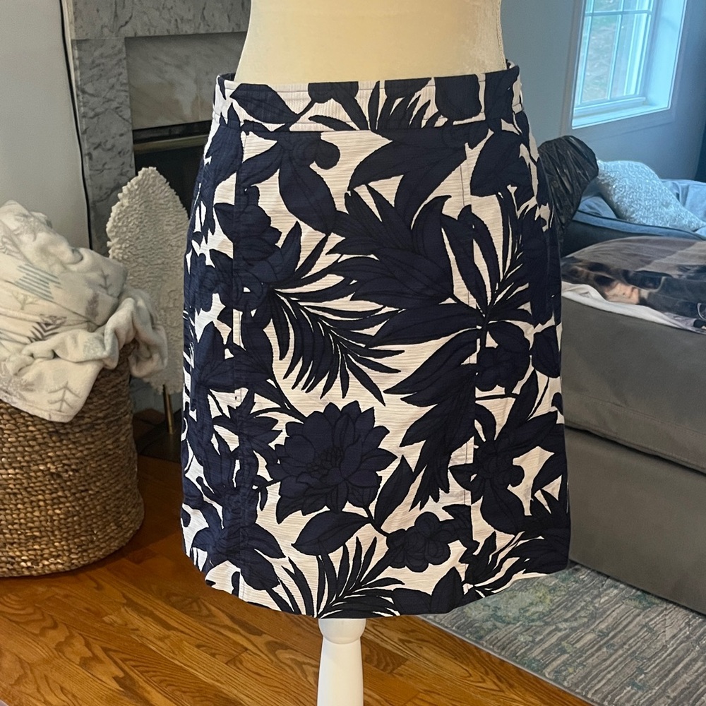 Ann Taylor Navy and White Floral Midi Skirt